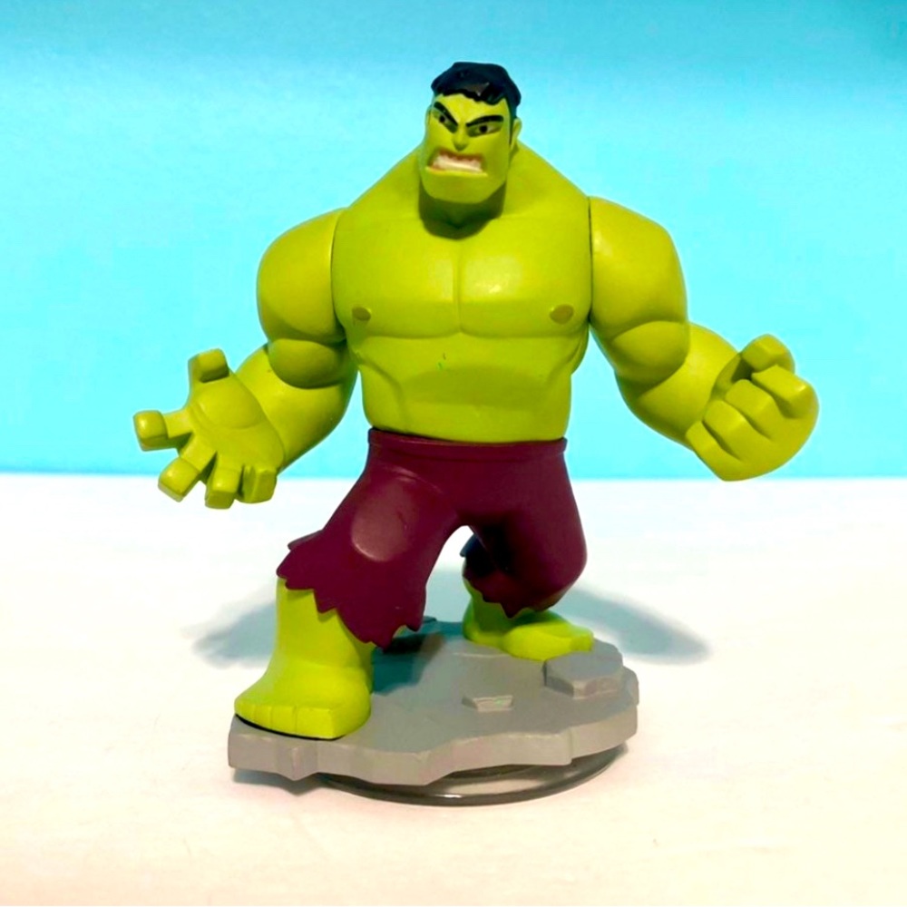 Hulk Disney Infinity figure